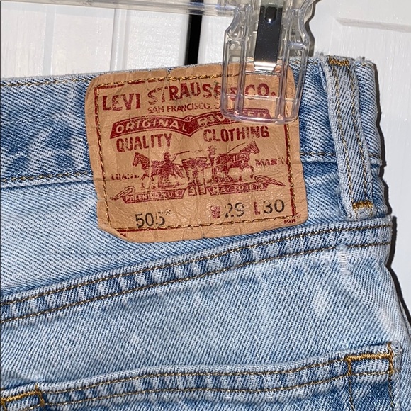 Cutoff Jean shorts - Picture 3 of 4